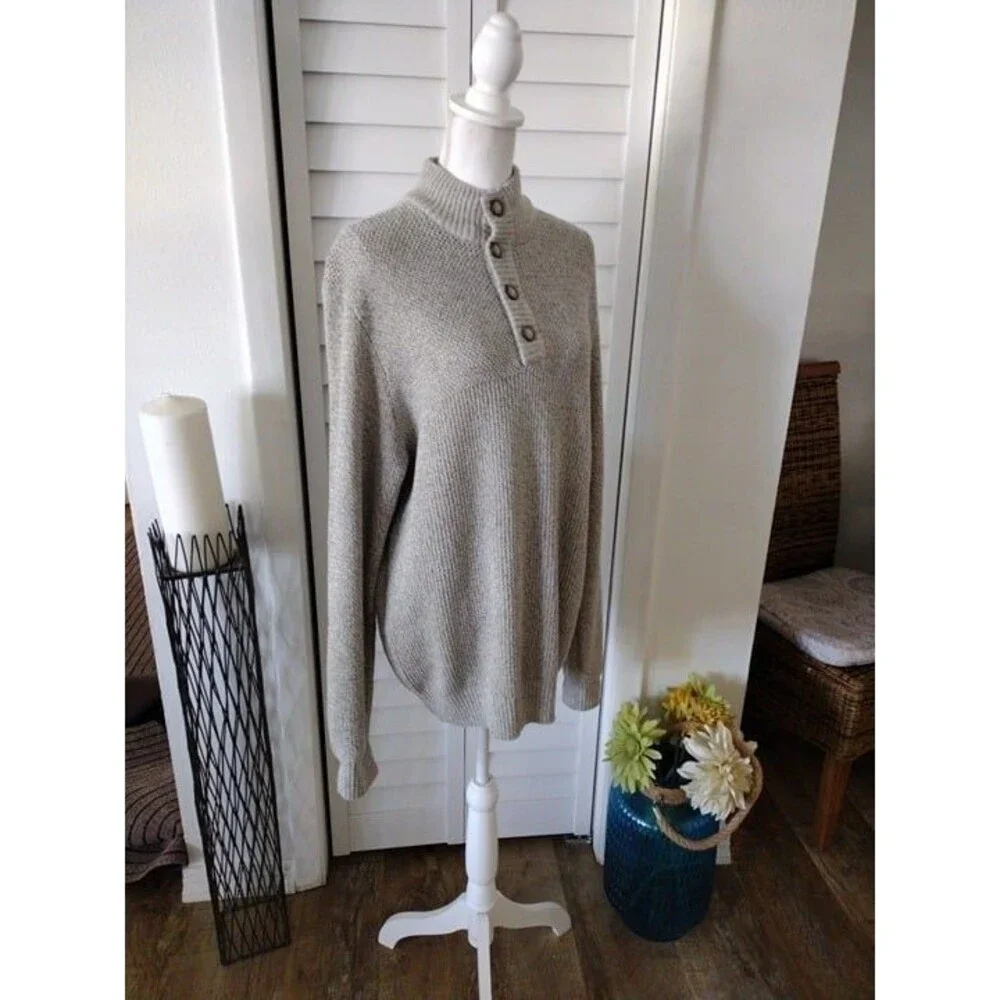 G.H. Bass‎ & Co. Mens Size L Grey Canyon 4 Button Mockneck Sweater Sherpa Collar